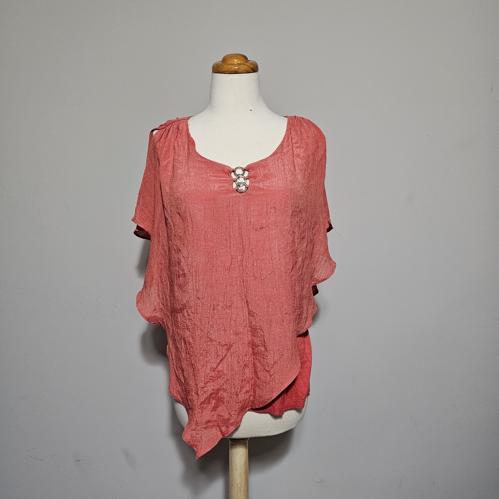 Apt. 9 Coral Pink Ruffle Flutter Sleeve Ring Detail Scoop Neck Blouse Women's M